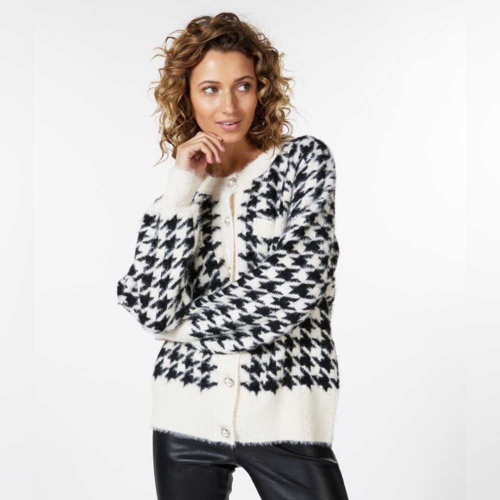 Esqualo Netherlands Eyelash Textured Pearl Buttoned Houndstooth Cardigan Large